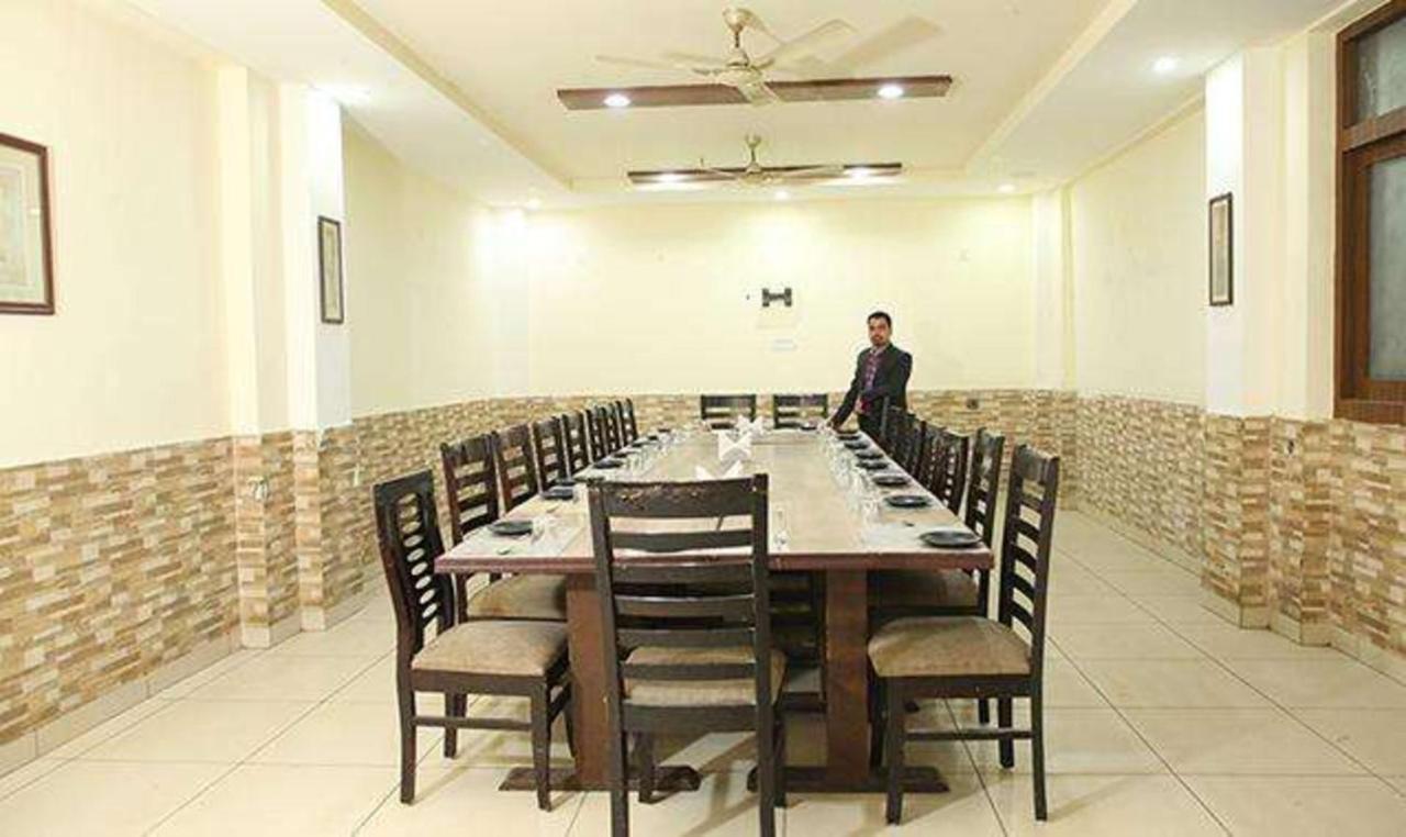 Fabhotel Corbett Inn Rudrapur Bagian luar foto